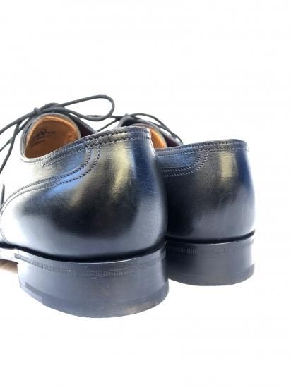 JOHN LOBB 