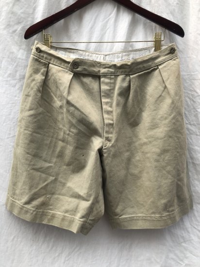 <img class='new_mark_img1' src='https://img.shop-pro.jp/img/new/icons50.gif' style='border:none;display:inline;margin:0px;padding:0px;width:auto;' />40-50's Vintage British Army Khaki Drill Shorts





