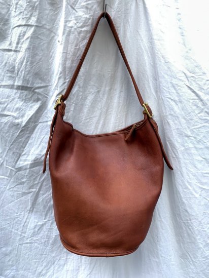 Vintage Old Coach Leather Shoulder Bag Made in USA Tan