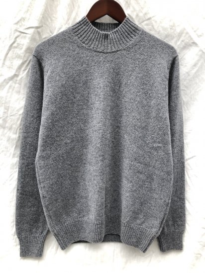 <img class='new_mark_img1' src='https://img.shop-pro.jp/img/new/icons50.gif' style='border:none;display:inline;margin:0px;padding:0px;width:auto;' />Mars Knitwear Lambswool Plain Knit Turtle Neck Sweater Made in U.K Mid Grey


