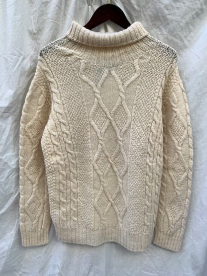 <img class='new_mark_img1' src='https://img.shop-pro.jp/img/new/icons50.gif' style='border:none;display:inline;margin:0px;padding:0px;width:auto;' />John Partridge Wool Cable Knit Turtle Neck Sweater Made in England