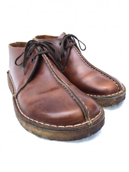 <img class='new_mark_img1' src='https://img.shop-pro.jp/img/new/icons50.gif' style='border:none;display:inline;margin:0px;padding:0px;width:auto;' />90's Vintage Clarks Desert Trek Made in England Mint Condition Brown Leather