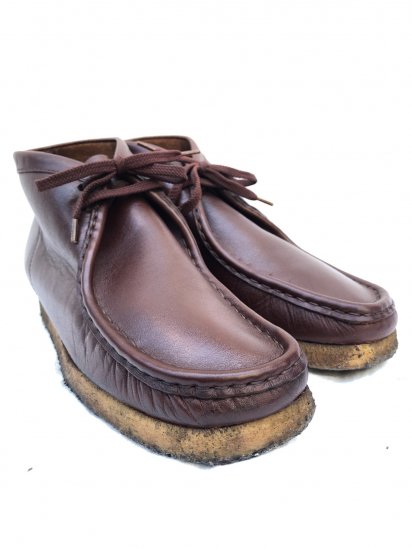 <img class='new_mark_img1' src='https://img.shop-pro.jp/img/new/icons50.gif' style='border:none;display:inline;margin:0px;padding:0px;width:auto;' />90's ~ Vintage Clarks Wallabee Boots Made in Ireland Good Condition Brown