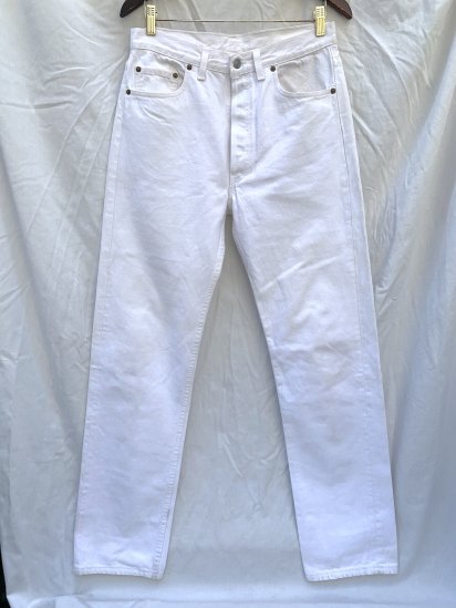 <img class='new_mark_img1' src='https://img.shop-pro.jp/img/new/icons50.gif' style='border:none;display:inline;margin:0px;padding:0px;width:auto;' />90's Old Levi's 501 White Denim Pants Made in USA ( SIZE: 32  33 )