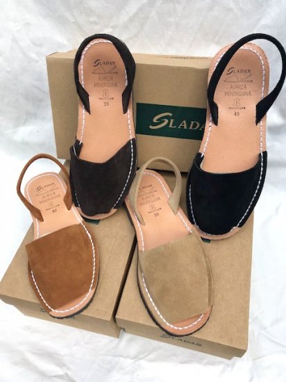 <img class='new_mark_img1' src='https://img.shop-pro.jp/img/new/icons50.gif' style='border:none;display:inline;margin:0px;padding:0px;width:auto;' />SLADAN Suede Leather Sandal MADE IN SPAIN 