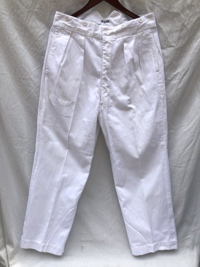 <img class='new_mark_img1' src='https://img.shop-pro.jp/img/new/icons50.gif' style='border:none;display:inline;margin:0px;padding:0px;width:auto;' />50's Vintage Royal Navy White Drill Trousers Made by Gieves (SIZE : 3329)