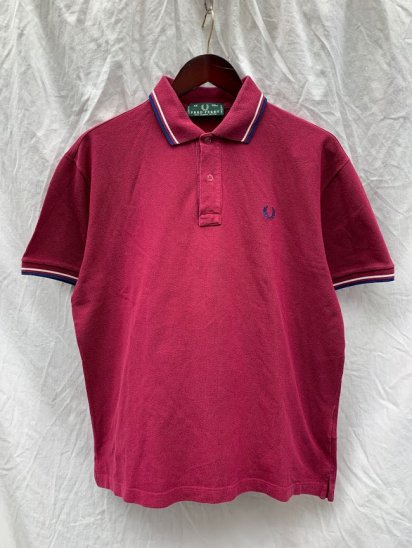 <img class='new_mark_img1' src='https://img.shop-pro.jp/img/new/icons50.gif' style='border:none;display:inline;margin:0px;padding:0px;width:auto;' />90's Old Fred Perry S/S Polo Shirts Made in Italy Burgundy