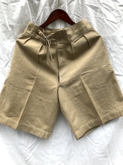 <img class='new_mark_img1' src='https://img.shop-pro.jp/img/new/icons50.gif' style='border:none;display:inline;margin:0px;padding:0px;width:auto;' />40's Vintage British Indian Army Double Brest Khaki Drill Shorts W27 1/2~29 / 4