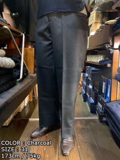 RICHFIELD T-4 Wool Wide Straight Trousers Made in JAPAN - ILLMINATE  Official Online Shop