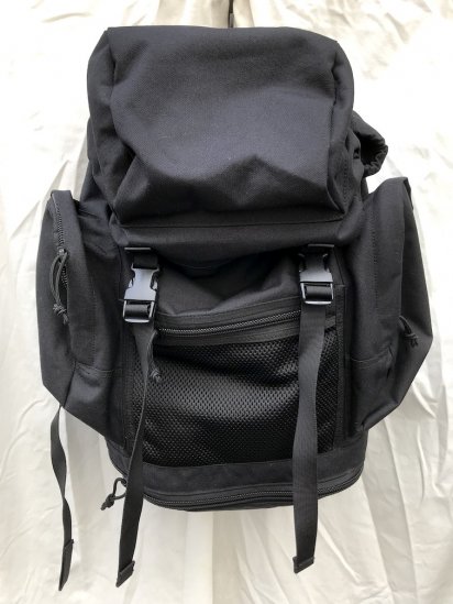 <img class='new_mark_img1' src='https://img.shop-pro.jp/img/new/icons50.gif' style='border:none;display:inline;margin:0px;padding:0px;width:auto;' />Dead Stock British Army Back Pack 