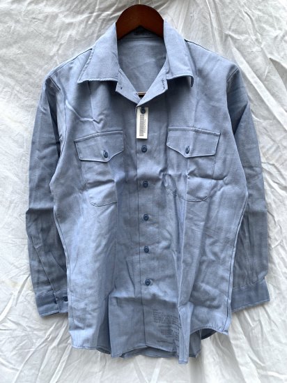 <img class='new_mark_img1' src='https://img.shop-pro.jp/img/new/icons50.gif' style='border:none;display:inline;margin:0px;padding:0px;width:auto;' />Dead Stock US Military Utility Chambray Shirts