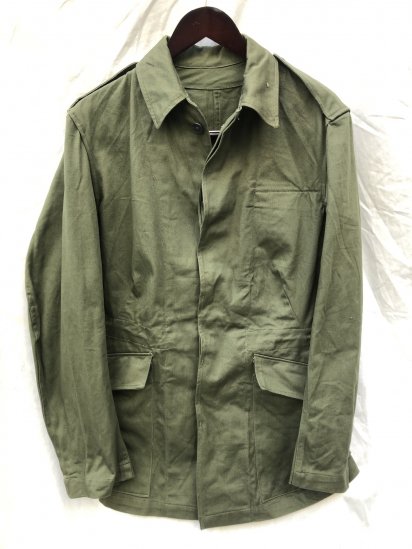 <img class='new_mark_img1' src='https://img.shop-pro.jp/img/new/icons50.gif' style='border:none;display:inline;margin:0px;padding:0px;width:auto;' />60's Vintage Dead Stock British Army Overall Green Jacket (SIZE : 4)