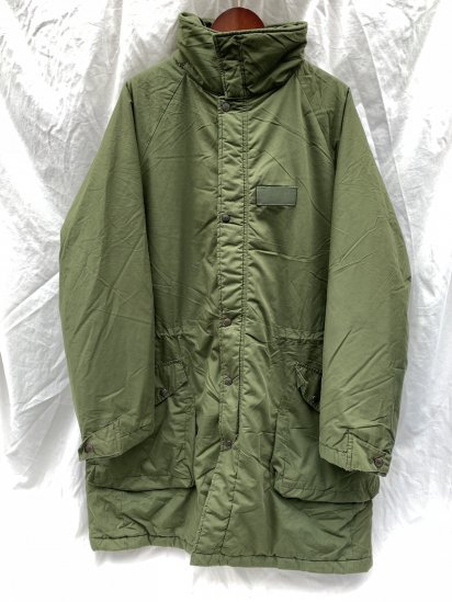 <img class='new_mark_img1' src='https://img.shop-pro.jp/img/new/icons50.gif' style='border:none;display:inline;margin:0px;padding:0px;width:auto;' />90's Vintage Swedish Army M90 Insulation Coat Good Condition (SIZE : 190-85) / 1
