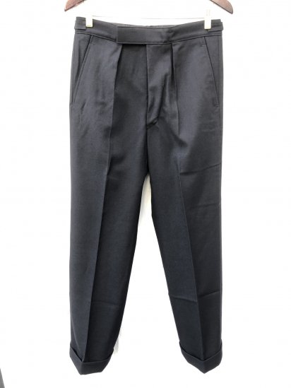 <img class='new_mark_img1' src='https://img.shop-pro.jp/img/new/icons50.gif' style='border:none;display:inline;margin:0px;padding:0px;width:auto;' />Dead Stock Royal Navy Ratings Class�& � Trousers Re-size to Waist & Length 