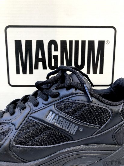 <img class='new_mark_img1' src='https://img.shop-pro.jp/img/new/icons50.gif' style='border:none;display:inline;margin:0px;padding:0px;width:auto;' />Dead Stock British Military Training Shoes by MAGNUM Black (SIZE : UK7M)