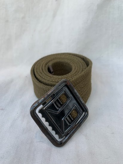 <img class='new_mark_img1' src='https://img.shop-pro.jp/img/new/icons50.gif' style='border:none;display:inline;margin:0px;padding:0px;width:auto;' />60's ~ Vintage French Army Canvas Belt / 5