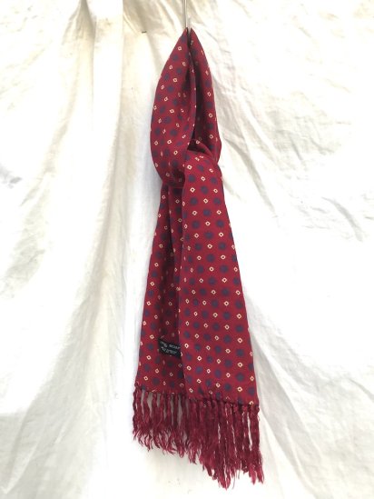 <img class='new_mark_img1' src='https://img.shop-pro.jp/img/new/icons50.gif' style='border:none;display:inline;margin:0px;padding:0px;width:auto;' />Vintage Tootal Scarf Made in England Red x Blue Pattern