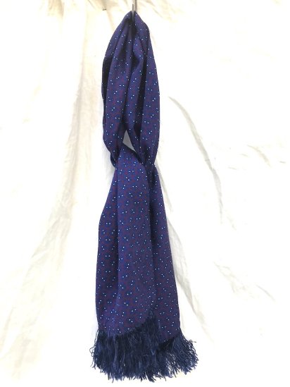 <img class='new_mark_img1' src='https://img.shop-pro.jp/img/new/icons50.gif' style='border:none;display:inline;margin:0px;padding:0px;width:auto;' />Vintage Tootal Scarf Made in England Navy x Maroon Pattern