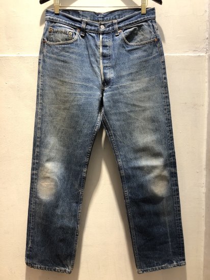 <img class='new_mark_img1' src='https://img.shop-pro.jp/img/new/icons50.gif' style='border:none;display:inline;margin:0px;padding:0px;width:auto;' />90's Old Levi's 501 Made in U.S.A (SIZE : 33×29 くらい)