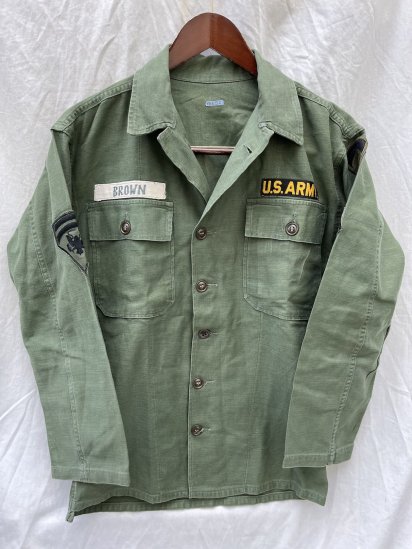 <img class='new_mark_img1' src='https://img.shop-pro.jp/img/new/icons50.gif' style='border:none;display:inline;margin:0px;padding:0px;width:auto;' />50-60's Vintage US Army Cotton Sateen Utility Shirts