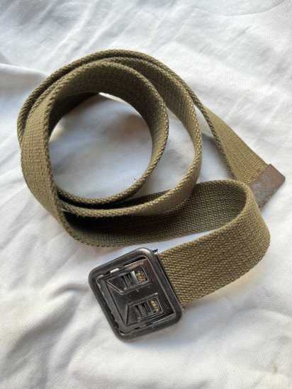 <img class='new_mark_img1' src='https://img.shop-pro.jp/img/new/icons50.gif' style='border:none;display:inline;margin:0px;padding:0px;width:auto;' />60's ~ Vintage French Army Canvas Belt / 1
