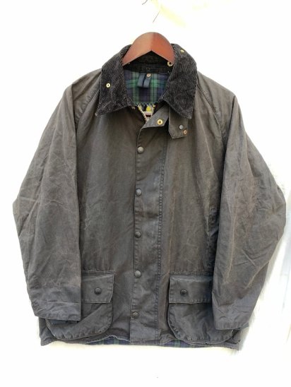 <img class='new_mark_img1' src='https://img.shop-pro.jp/img/new/icons50.gif' style='border:none;display:inline;margin:0px;padding:0px;width:auto;' />3 Crest Vintage Barbour Beaufort Jacket Made in England 