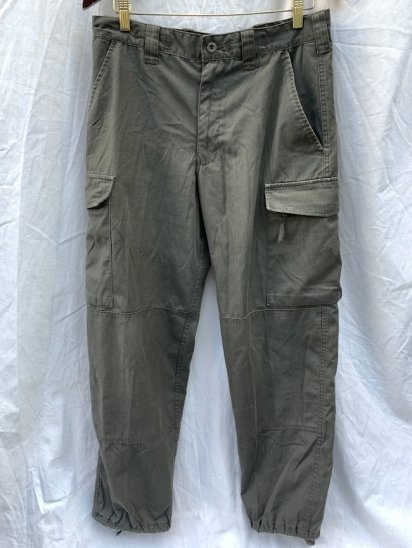 <img class='new_mark_img1' src='https://img.shop-pro.jp/img/new/icons50.gif' style='border:none;display:inline;margin:0px;padding:0px;width:auto;' />USED Austrian Military Rip Stop Cargo Trousers (SIZE : W84L76) / 2