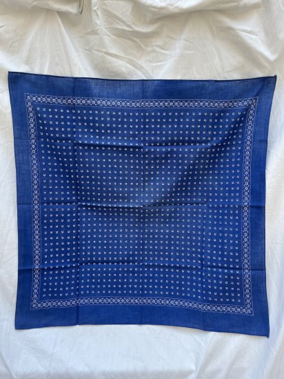 <img class='new_mark_img1' src='https://img.shop-pro.jp/img/new/icons50.gif' style='border:none;display:inline;margin:0px;padding:0px;width:auto;' />Vintage Big Size Euro Bandana with Double Selvedge Blue