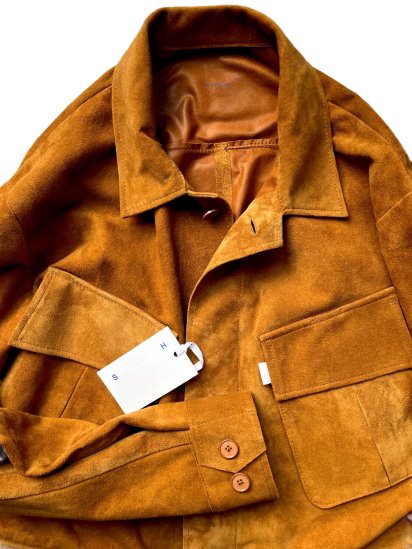 <img class='new_mark_img1' src='https://img.shop-pro.jp/img/new/icons50.gif' style='border:none;display:inline;margin:0px;padding:0px;width:auto;' />S H Sheep Suede Fatigue Shirt Camel
