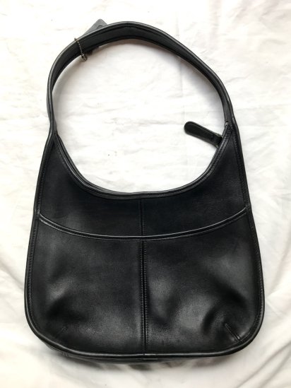 <img class='new_mark_img1' src='https://img.shop-pro.jp/img/new/icons50.gif' style='border:none;display:inline;margin:0px;padding:0px;width:auto;' />Vintage Old COACH Leather Shoulder Bag MADE IN U.S.A Black