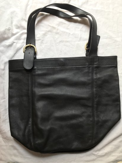 <img class='new_mark_img1' src='https://img.shop-pro.jp/img/new/icons50.gif' style='border:none;display:inline;margin:0px;padding:0px;width:auto;' />Vintage Old COACH Leather Tote Bag MADE IN U.S.A Charcoal