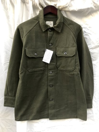 <img class='new_mark_img1' src='https://img.shop-pro.jp/img/new/icons50.gif' style='border:none;display:inline;margin:0px;padding:0px;width:auto;' />70's Vintage US Army Cold Weather Wool Field Shirts (SIZE : S) 