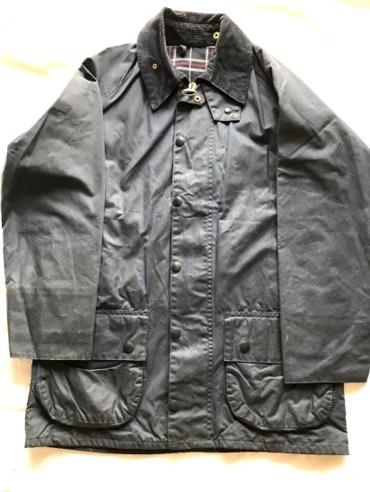 <img class='new_mark_img1' src='https://img.shop-pro.jp/img/new/icons50.gif' style='border:none;display:inline;margin:0px;padding:0px;width:auto;' />3 Crest Vintage Barbour Beaufort Jacket Made in England Navy (SIZE : 38 )