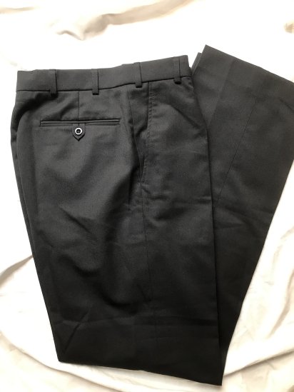 <img class='new_mark_img1' src='https://img.shop-pro.jp/img/new/icons50.gif' style='border:none;display:inline;margin:0px;padding:0px;width:auto;' />Royal Navy No.3 Dress Trousers Mint Condition