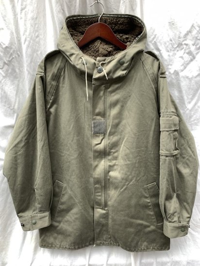 <img class='new_mark_img1' src='https://img.shop-pro.jp/img/new/icons50.gif' style='border:none;display:inline;margin:0px;padding:0px;width:auto;' />90's Vintage French Army F2 Cold Weather Parka With Lining