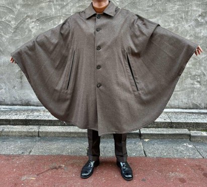 SCHNEIDERS SALZBURG Wool x Cashmere Loden Cape Made in Austria - ILLMINATE  Official Online Shop