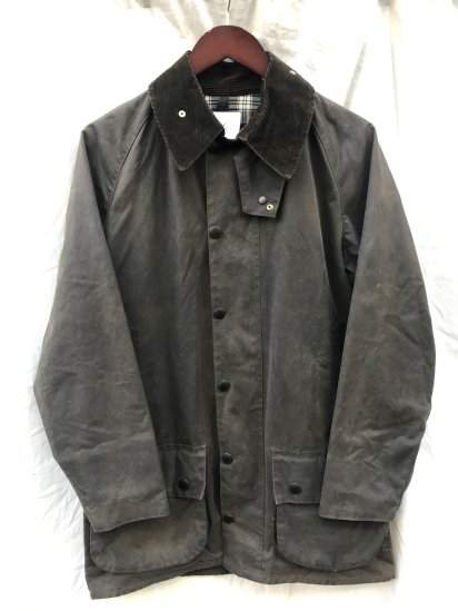 <img class='new_mark_img1' src='https://img.shop-pro.jp/img/new/icons50.gif' style='border:none;display:inline;margin:0px;padding:0px;width:auto;' />3 Crest Vintage Barbour Moorland Jacket Made in England Olive (SIZE : 38 )