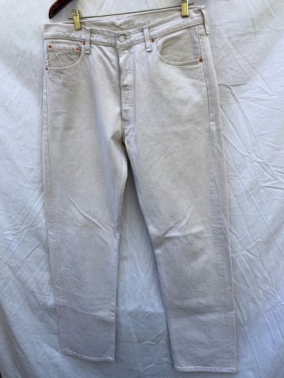 <img class='new_mark_img1' src='https://img.shop-pro.jp/img/new/icons50.gif' style='border:none;display:inline;margin:0px;padding:0px;width:auto;' />Old Euro Levi's 501 Denim Pants Made in UK Natural (Size : 35 x 34H)