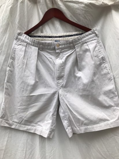 <img class='new_mark_img1' src='https://img.shop-pro.jp/img/new/icons50.gif' style='border:none;display:inline;margin:0px;padding:0px;width:auto;' />Old Ralph Lauren 2 Pleated Front Chino Shorts Natural (SIZE : W35)