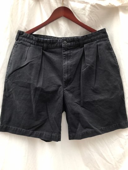 <img class='new_mark_img1' src='https://img.shop-pro.jp/img/new/icons50.gif' style='border:none;display:inline;margin:0px;padding:0px;width:auto;' />Old Ralph Lauren 2 Pleated Front Chino Shorts Black (SIZE : W36)