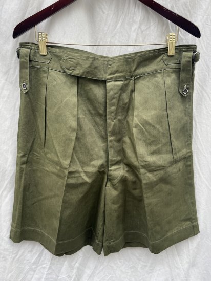 <img class='new_mark_img1' src='https://img.shop-pro.jp/img/new/icons50.gif' style='border:none;display:inline;margin:0px;padding:0px;width:auto;' />40-50's Vintage Australian Army Green Drill Shorts / 1 (SIZE : approx W35)