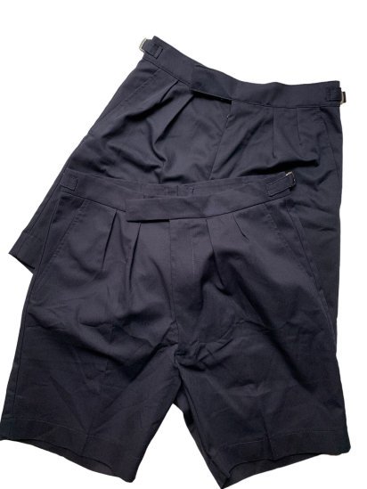 <img class='new_mark_img1' src='https://img.shop-pro.jp/img/new/icons50.gif' style='border:none;display:inline;margin:0px;padding:0px;width:auto;' />Dead Stock Royal Navy Working Dress Tropical Shorts 