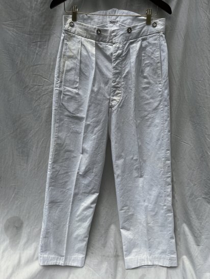 <img class='new_mark_img1' src='https://img.shop-pro.jp/img/new/icons50.gif' style='border:none;display:inline;margin:0px;padding:0px;width:auto;' />50's Vintage Royal Navy Cotton Canvas Trousers Made by Gieves (SIZE : Approx 3129)