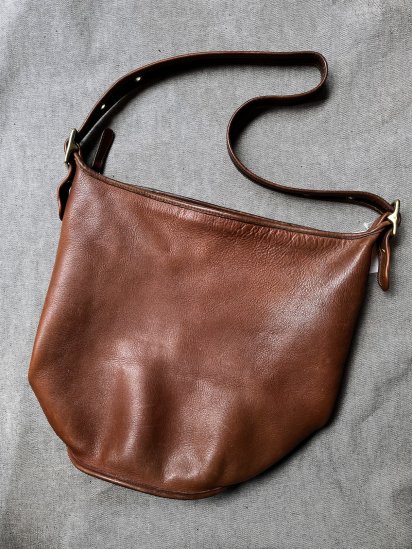 <img class='new_mark_img1' src='https://img.shop-pro.jp/img/new/icons50.gif' style='border:none;display:inline;margin:0px;padding:0px;width:auto;' />Old Coach Leather Shoulder Bag Made in U.S.A Tan / 1