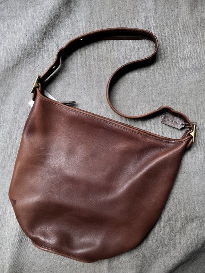 <img class='new_mark_img1' src='https://img.shop-pro.jp/img/new/icons50.gif' style='border:none;display:inline;margin:0px;padding:0px;width:auto;' />Old Coach Leather Shoulder Bag Made in U.S.A Brown / 4