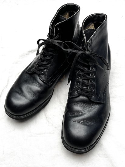 <img class='new_mark_img1' src='https://img.shop-pro.jp/img/new/icons50.gif' style='border:none;display:inline;margin:0px;padding:0px;width:auto;' />Old Alden 307 Plain Toe Race Up Boots Made in U.S.A (US : 8 1/2 D)