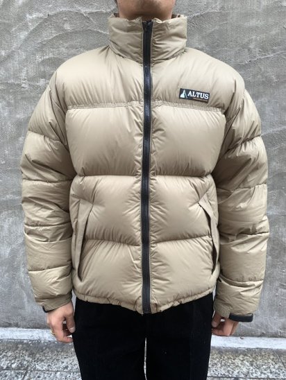 ALTUS Mountain Geer Premium White Goose Down Jacket Made in Canada -  ILLMINATE Official Online Shop