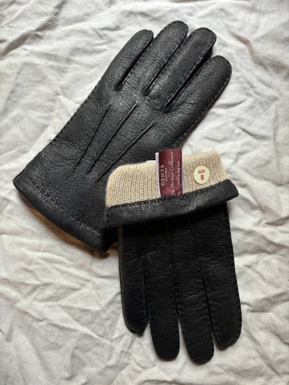 DENTS Made in England Peccary Leather × Cashmere Lining Gloves with Strap Roller Snap Button