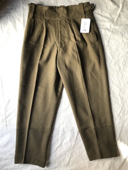 <img class='new_mark_img1' src='https://img.shop-pro.jp/img/new/icons50.gif' style='border:none;display:inline;margin:0px;padding:0px;width:auto;' />60's Vintage  British Army No.2 Dress Trousers(Size : approx 3226)