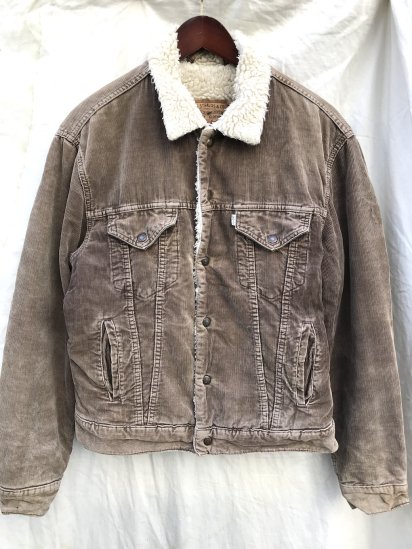 <img class='new_mark_img1' src='https://img.shop-pro.jp/img/new/icons50.gif' style='border:none;display:inline;margin:0px;padding:0px;width:auto;' />90's Vintage Euro Levi's 71500 Corduroy Jacket MADE IN ITALY(SIZE : L) 